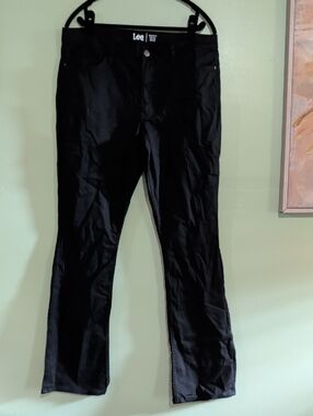 NWOT Lee Women's Black Boot-Cut Jeans 16L